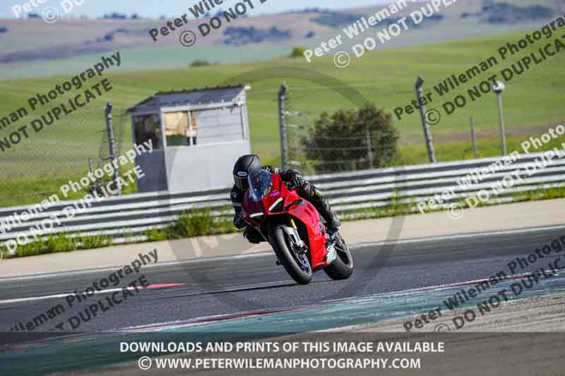 Circuito de Navarra;Spain;event digital images;motorbikes;no limits;peter wileman photography;trackday;trackday digital images